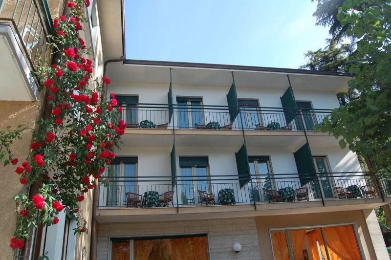 Hotel Stella Alpina Malcesine Luaran gambar